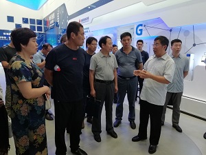 1e4ac25daec9bec9cf2de0ae4a1fc83c.jpg